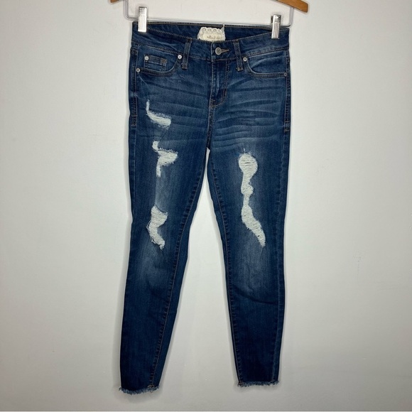 Altar’d State distressed skinny Jeans Size 3/26 - Picture 1 of 6